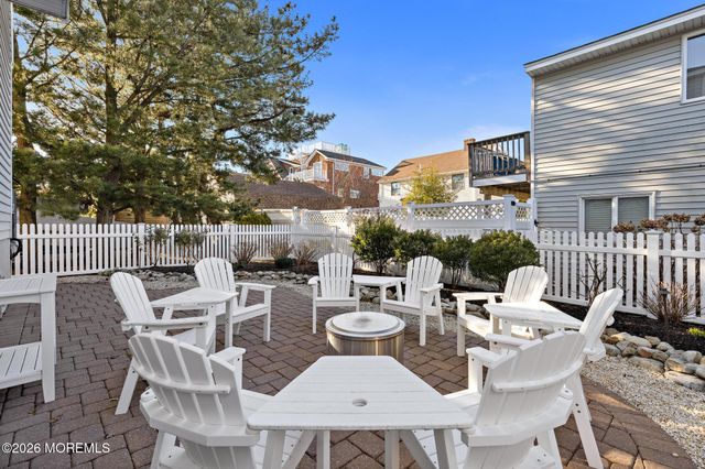 4 E Goldsborough Avenue, Long Beach Twp, NJ 08008
