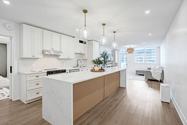 4250 GALT OCEAN Drive 9M, Fort Lauderdale, FL 33308