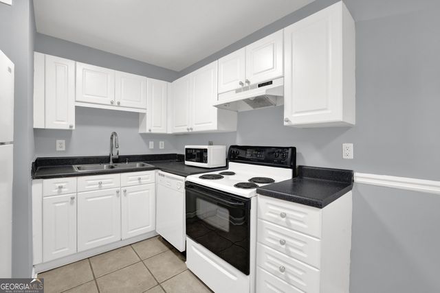 3595 Woodbriar Circle H, Tucker, GA 30084