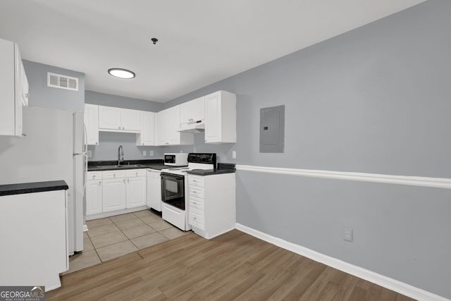 3595 Woodbriar Circle H, Tucker, GA 30084