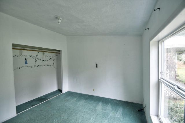 7 W Hotdog Lane, Elma, WA 98541