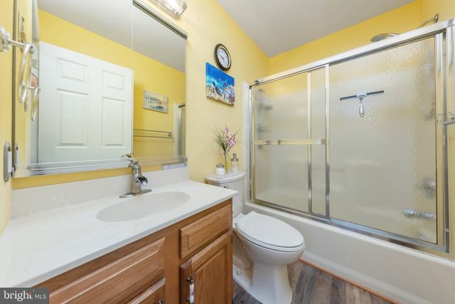 14 E GATE DR, Sicklerville, NJ 08081