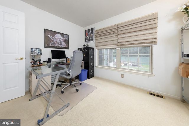 14 E GATE DR, Sicklerville, NJ 08081