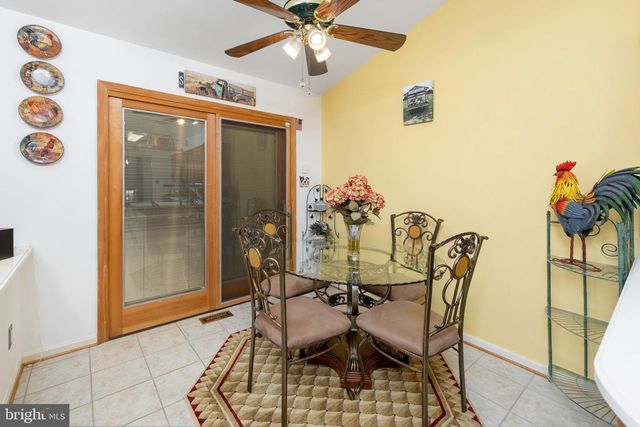 14 E GATE DR, Sicklerville, NJ 08081