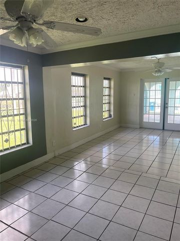 3241 NW 154th Ter, Miami Gardens, FL 33054