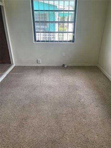 3241 NW 154th Ter, Miami Gardens, FL 33054