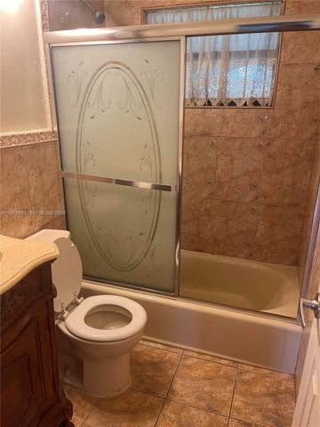 3241 NW 154th Ter, Miami Gardens, FL 33054