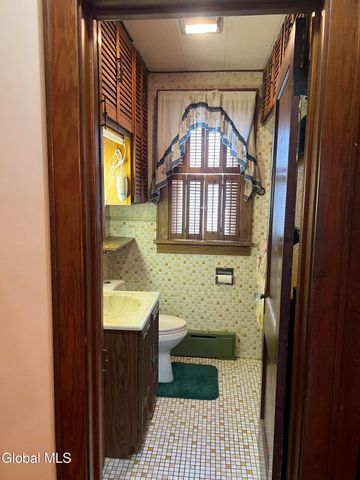 730 8th Avenue, Watervliet, NY 12189