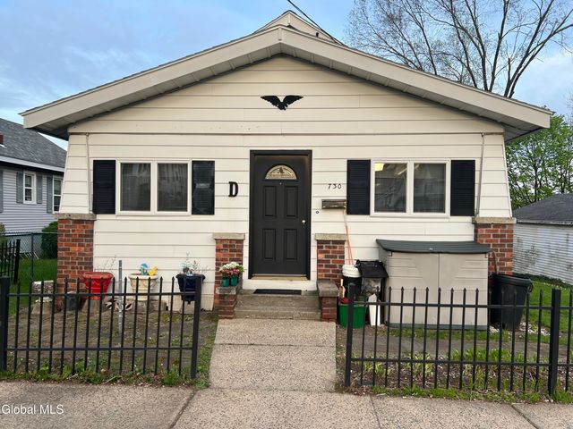 730 8th Avenue, Watervliet, NY 12189