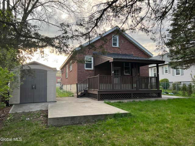730 8th Avenue, Watervliet, NY 12189