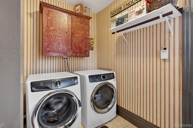 4466 Mill Street, Columbiaville Village, MI 48421