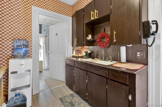 4466 Mill Street, Columbiaville Village, MI 48421