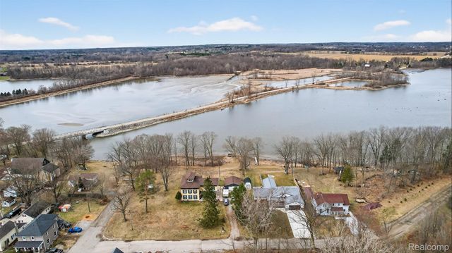 4466 Mill Street, Columbiaville Village, MI 48421