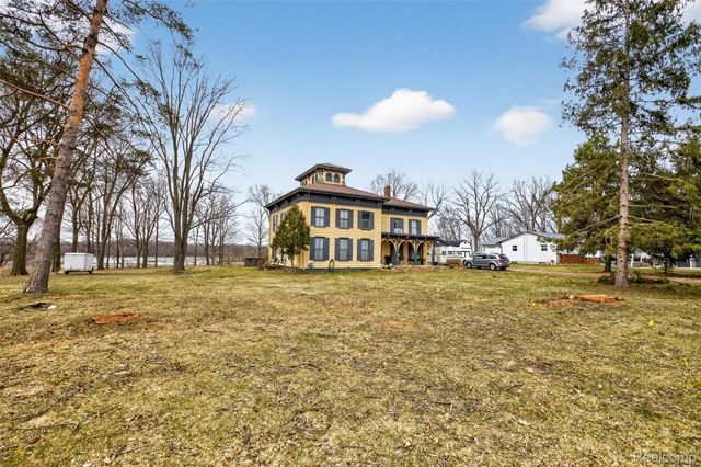 4466 Mill Street, Columbiaville Village, MI 48421