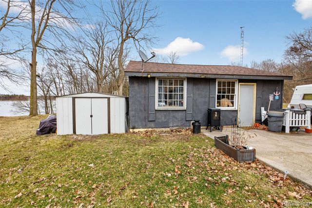 4466 Mill Street, Columbiaville Village, MI 48421