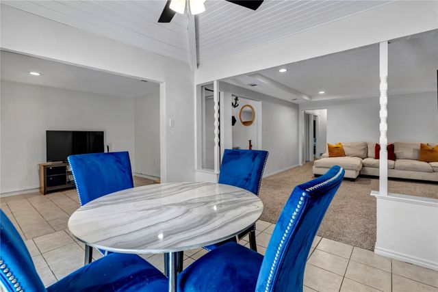 801 Waynelee Drive, Lancaster, TX 75146