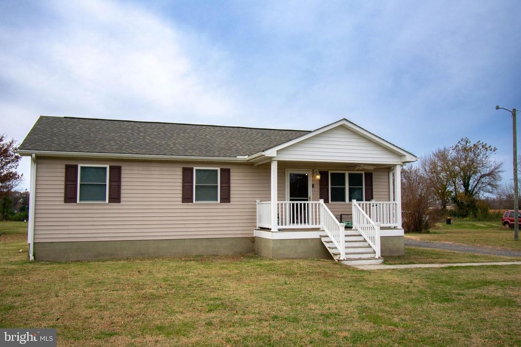 240 SONNET RD, Montross, VA 22520