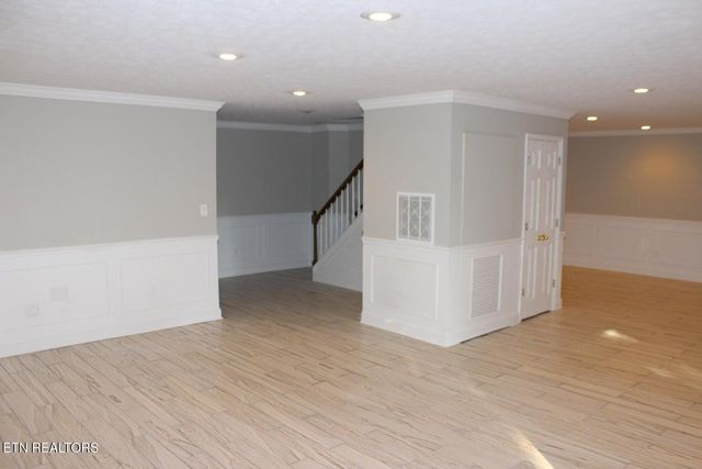 8946 Maple Ridge Lane, Knoxville, TN 37923