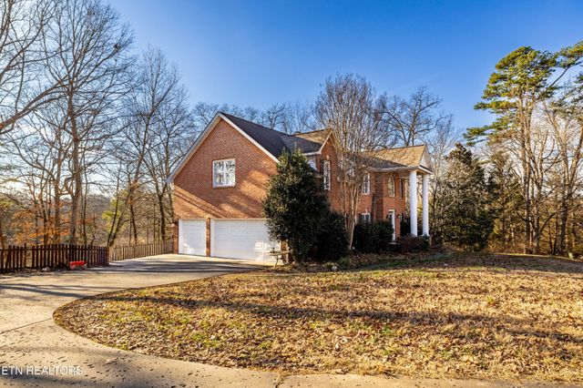 8946 Maple Ridge Lane, Knoxville, TN 37923