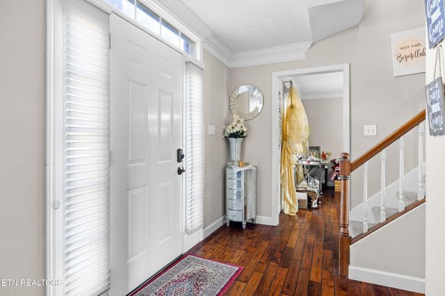 8946 Maple Ridge Lane, Knoxville, TN 37923