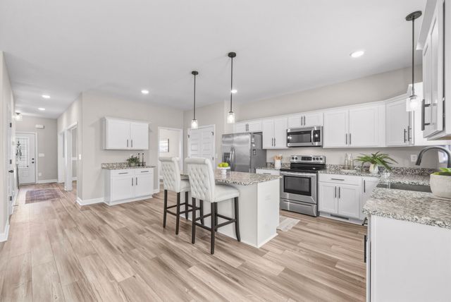 2034 Ireland Way, Clarksville, TN 37042