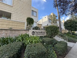 18408 Hatteras Street, Tarzana, CA 91356
