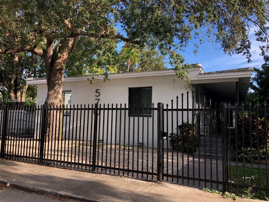 570 NE 69th St 2, Miami, FL 33138