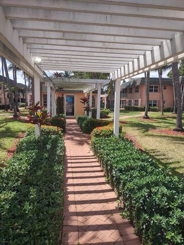 770 SE 2nd Avenue, Deerfield Beach, FL 33441