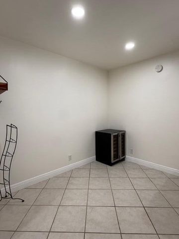 299 SW 7th Street 1060, Boca Raton, FL 33432