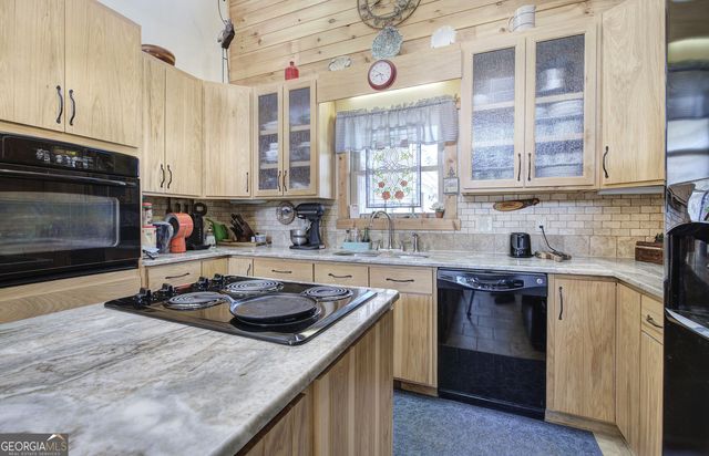 2051 Little Texas Valley Road, Rome, GA 30165