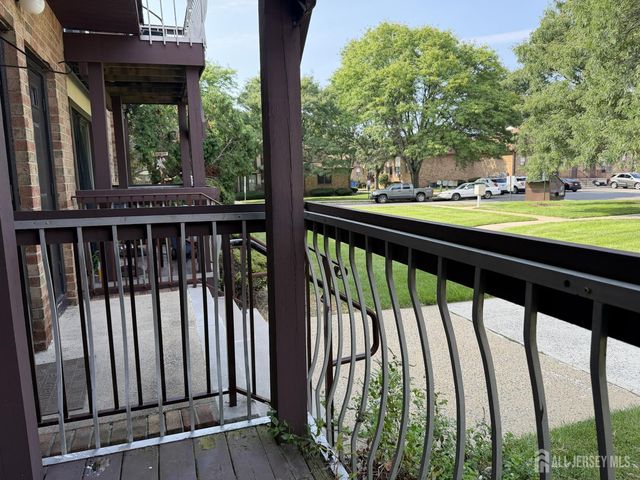 1105 N Oaks Boulevard, North Brunswick, NJ 08902