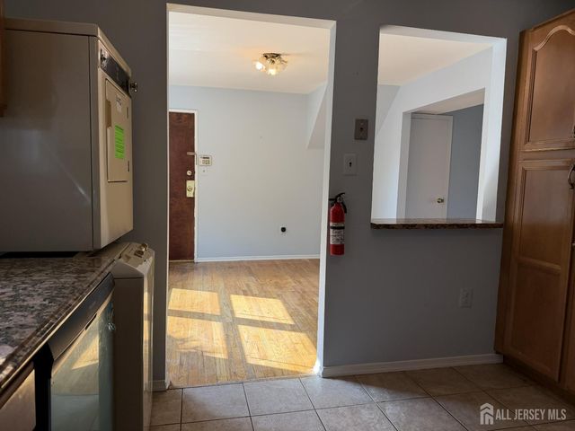 1105 N Oaks Boulevard, North Brunswick, NJ 08902