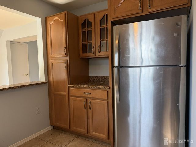 1105 N Oaks Boulevard, North Brunswick, NJ 08902