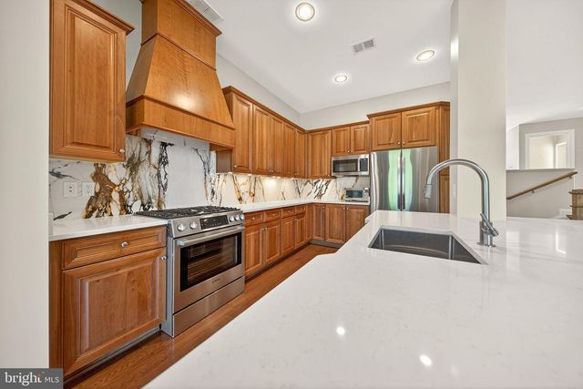 23394 EVENING PRIMROSE, Ashburn, VA 20148