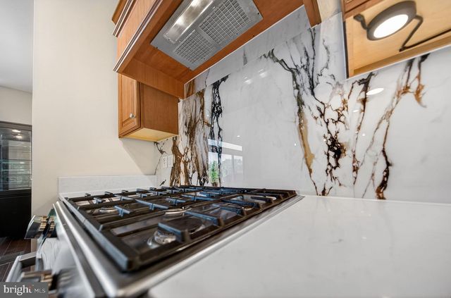 23394 EVENING PRIMROSE, Ashburn, VA 20148