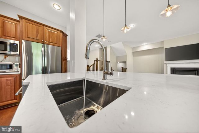 23394 EVENING PRIMROSE, Ashburn, VA 20148