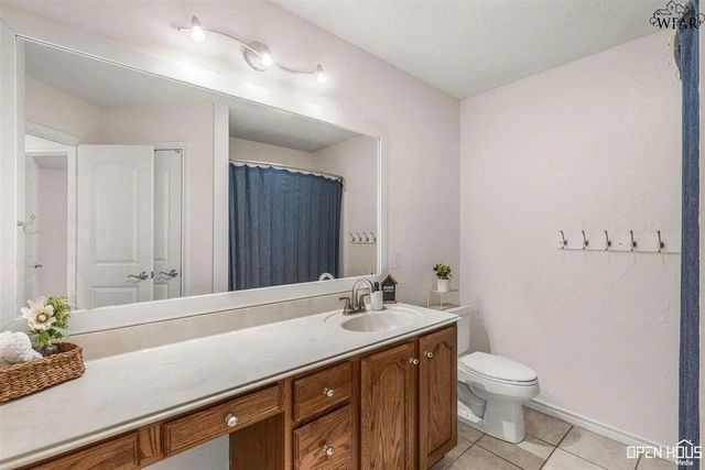 6 TWELVE OAKS COURT, Wichita Falls, TX 76310