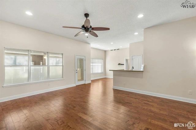 6 TWELVE OAKS COURT, Wichita Falls, TX 76310