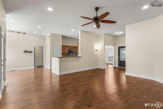 6 TWELVE OAKS COURT, Wichita Falls, TX 76310
