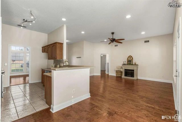 6 TWELVE OAKS COURT, Wichita Falls, TX 76310