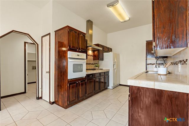 711 Mueller Street, Copperas Cove, TX 76522