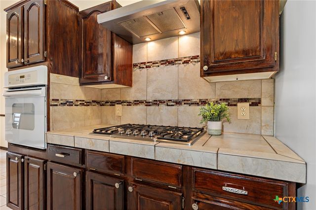 711 Mueller Street, Copperas Cove, TX 76522