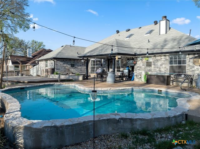 711 Mueller Street, Copperas Cove, TX 76522