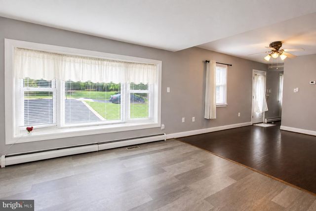 14702 ANDERSON ST, Woodbridge, VA 22193