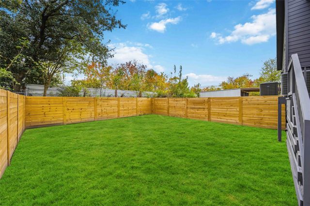 8512 Farqueson Street, Houston, TX 77029