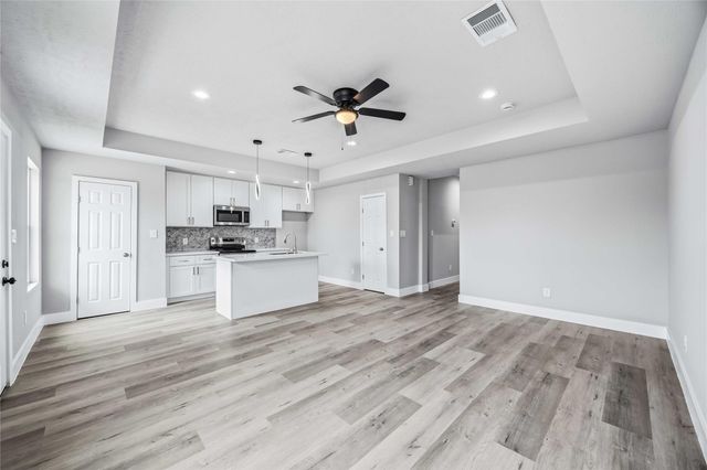 8512 Farqueson Street, Houston, TX 77029