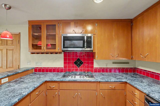 2626 NW Linnan Cir, Corvallis, OR 97330