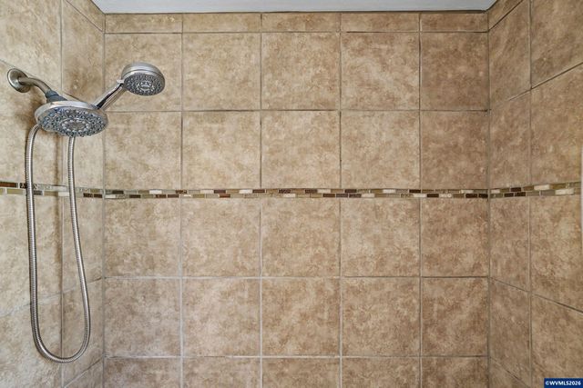 2626 NW Linnan Cir, Corvallis, OR 97330