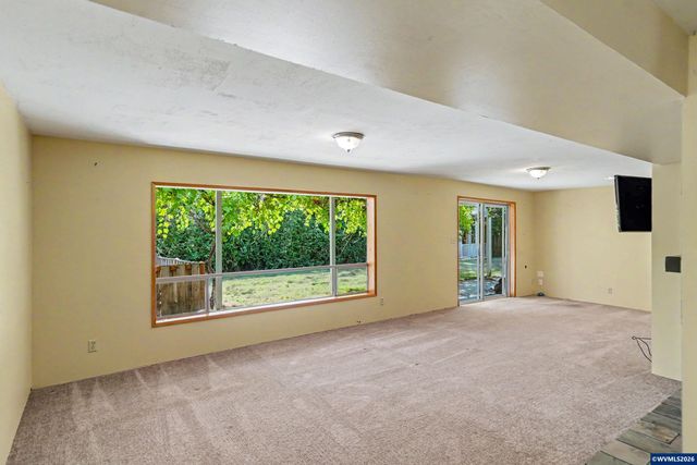 2626 NW Linnan Cir, Corvallis, OR 97330