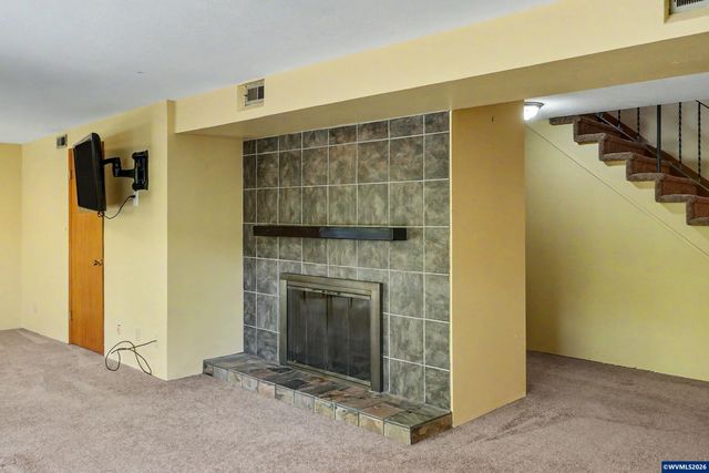 2626 NW Linnan Cir, Corvallis, OR 97330